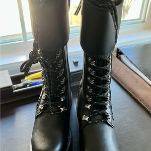 Size 7 Harley Davidson Motorcycle Boots. Brand new